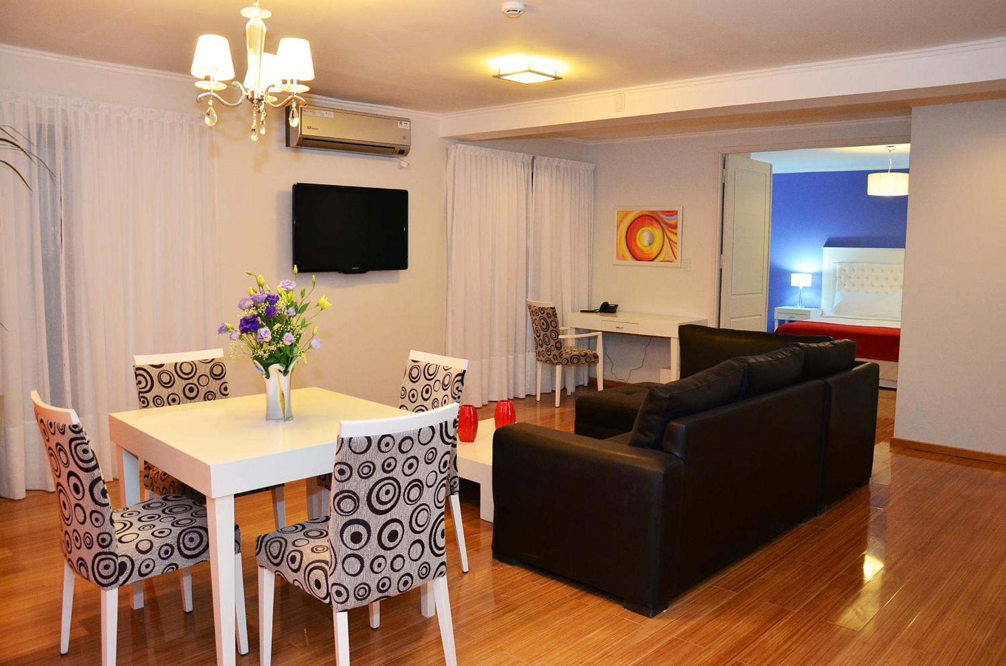 Le Parc Hotel & Suite Villa María エクステリア 写真